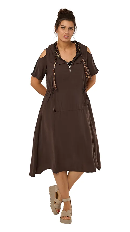 Dress in taupe